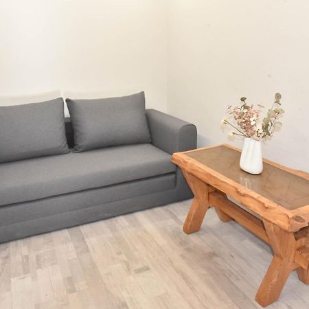 F K Apartments Artemi Extérieur photo