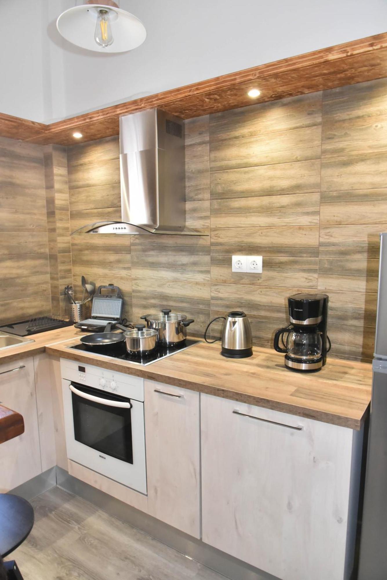 F K Apartments Artemi Extérieur photo